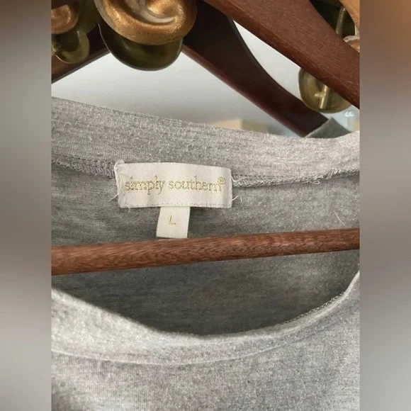 Simply Southern Gray Long Sleeve Knotted Shirt - Picture 3 of 3